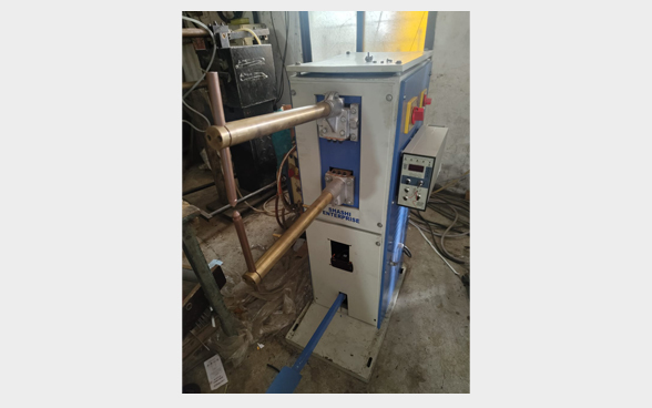 Pedal Operated Spot Welding Machine in Pune